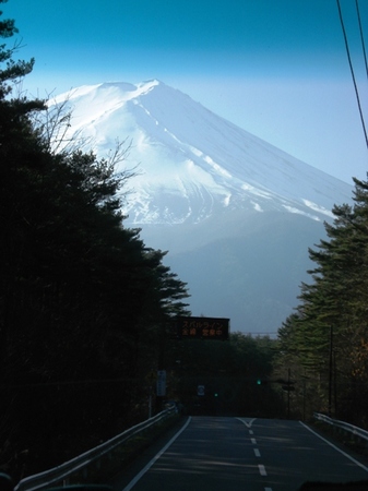 20091128 はとﾊﾞｽ富士山13s.JPG