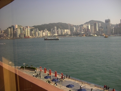 20111202 6ﾎﾃﾙ部屋から香港湾5.JPG