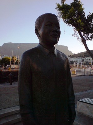 Mandela Table Mt in Cape Town.JPG